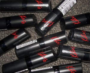 Kate-Moss-lipstick-giveaway