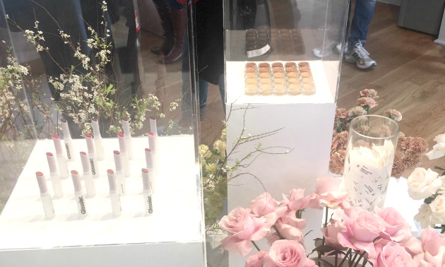 glossier displays